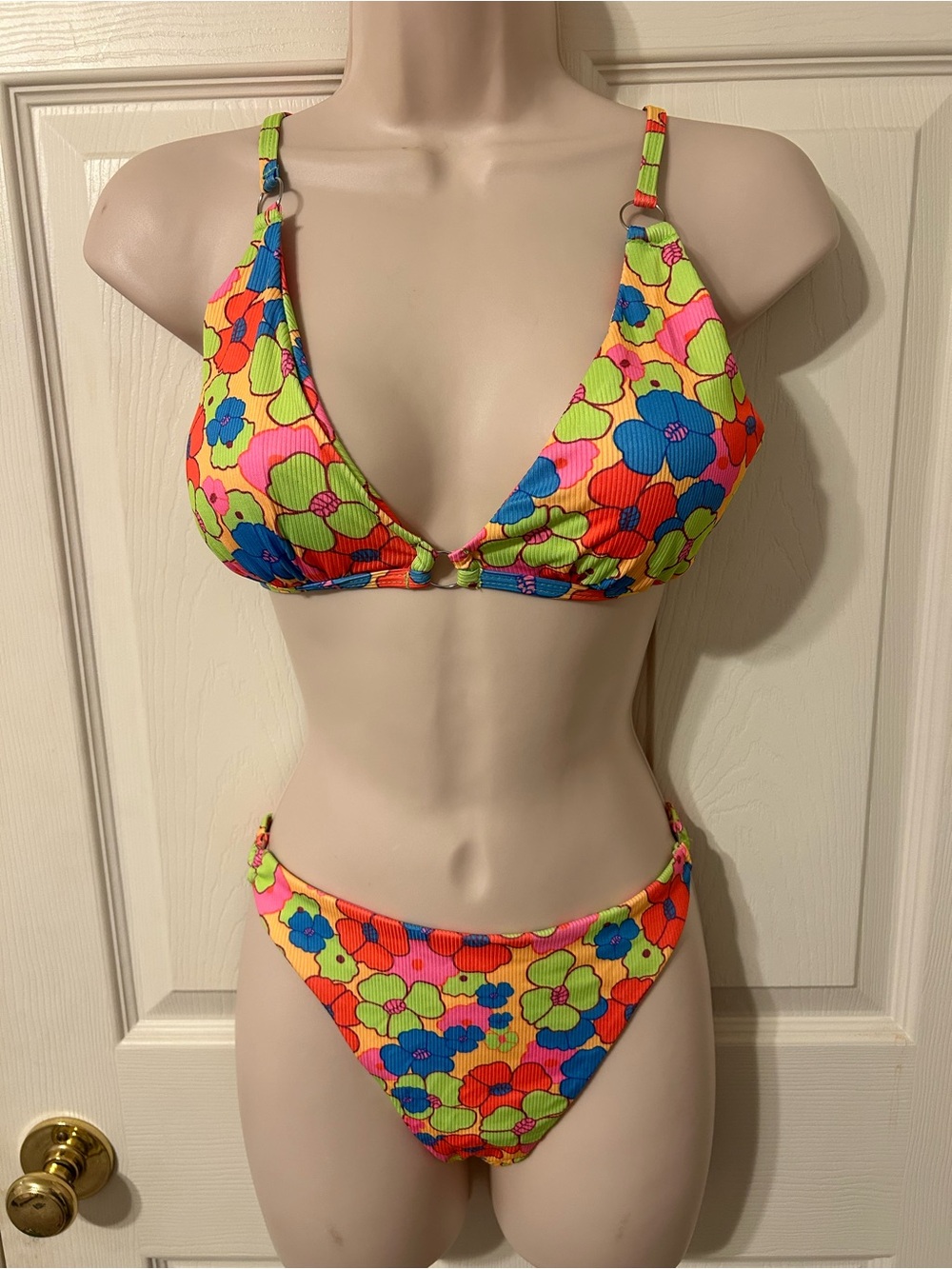 NWOT! Women’s ,Neon Floral Ribbed Bikini Set - Bright Multi, Size Large